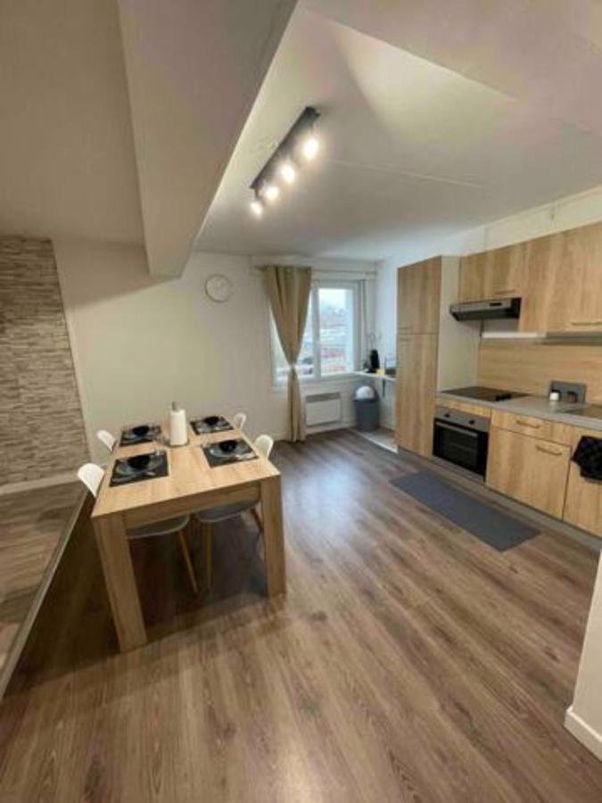 Appartement En Duplex Centre Ville D'Onnaing Kültér fotó